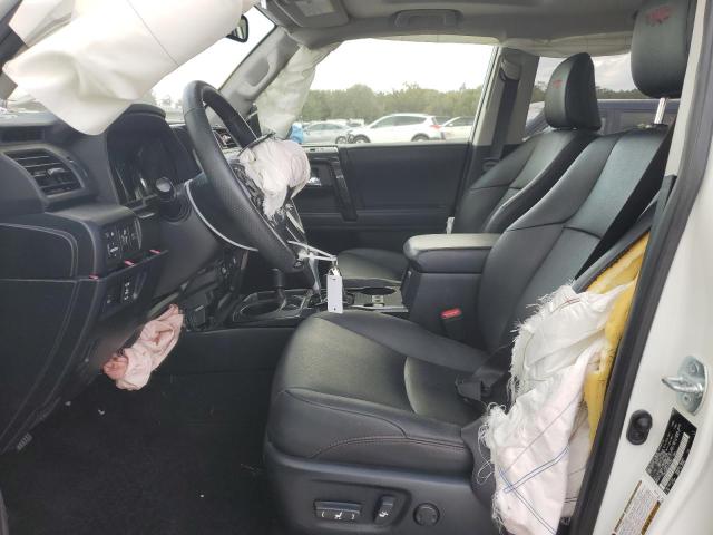 Photo 7 from auction – 2020 TOYOTA 4RUNNER SR with VIN JTEBU5JRXL5818202