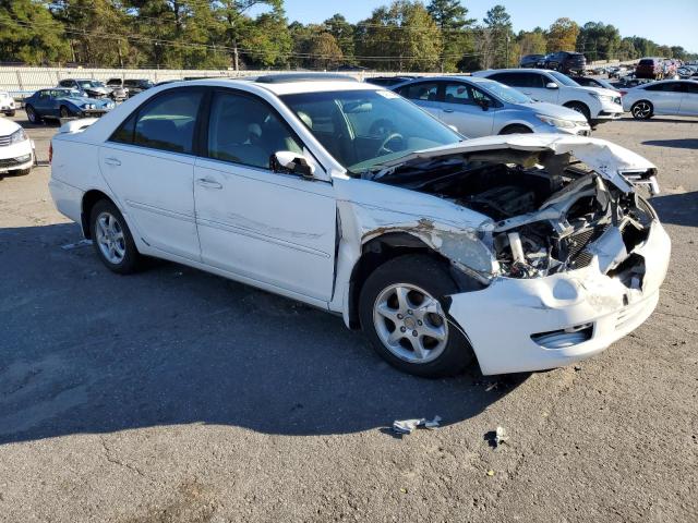 Photo 4 from auction – 2005 TOYOTA CAMRY LE with VIN JTDBE32KX53034883