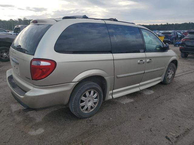 Photo 3 from auction – 2006 CHRYSLER TOWN & COU with VIN 2A4GP54L86R617361
