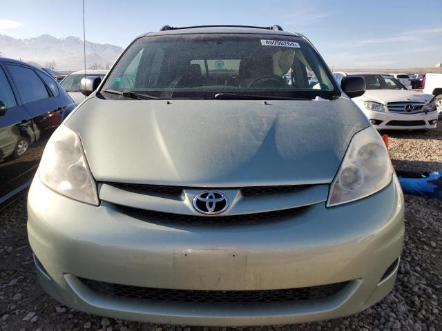 Photo 5 from auction – 2010 TOYOTA SIENNA CE with VIN 5TDKK4CC2AS299604