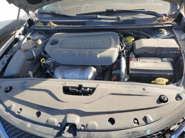 Foto 11 de la subasta – 2015 CHRYSLER 200 LIMITE con VIN 1C3CCCABXFN611353