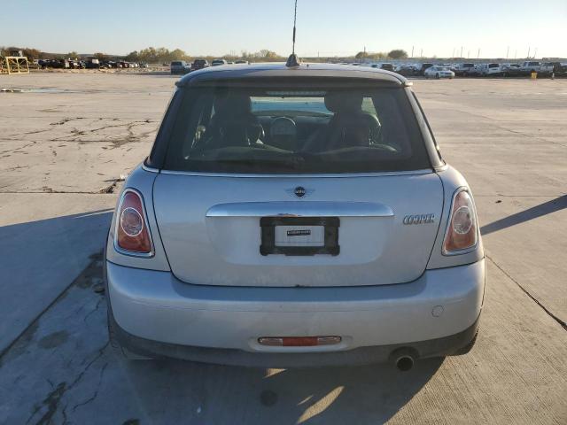 Photo 6 from auction – 2011 MINI COOPER with VIN WMWSU3C54BT252435