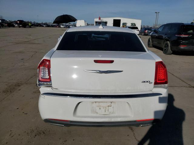 Photo 6 from auction – 2017 CHRYSLER 300C with VIN 2C3CCAEG2HH564695