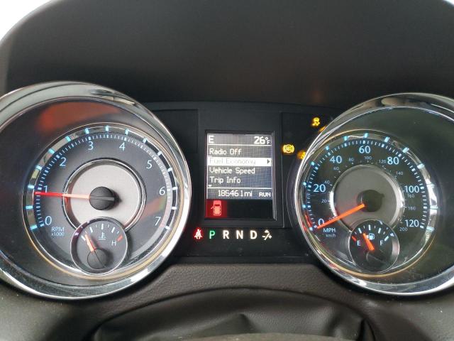 Photo 9 from auction – 2016 CHRYSLER TOWN & COU with VIN 2C4RC1BG6GR306733