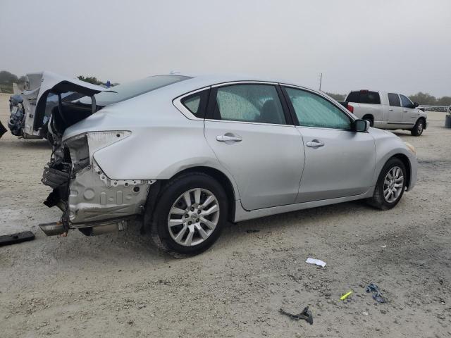 Photo 3 from auction – 2015 NISSAN ALTIMA 2.5 with VIN 1N4AL3AP2FN889619