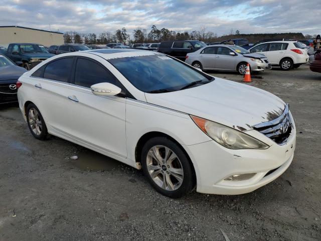 Photo 4 from auction – 2011 HYUNDAI SONATA LIM with VIN 5NPEC4AC5BH117561