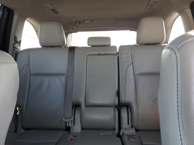 Photo 10 from auction – 2018 TOYOTA HIGHLANDER with VIN 5TDJGRFH8JS040407