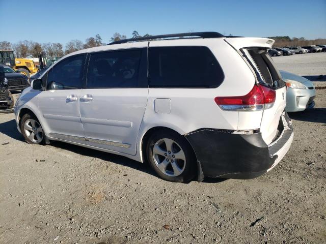 Photo 2 from auction – 2014 TOYOTA SIENNA LE with VIN 5TDKK3DC1ES479672
