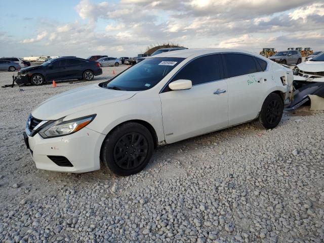 NISSAN ALTIMA 2.5 2018 with VIN 1N4AL3AP3JC138467 - Photo from auction