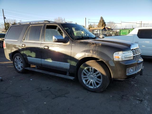 Photo 4 from auction – 2010 LINCOLN NAVIGATOR with VIN 5LMJJ2J57AEJ11410