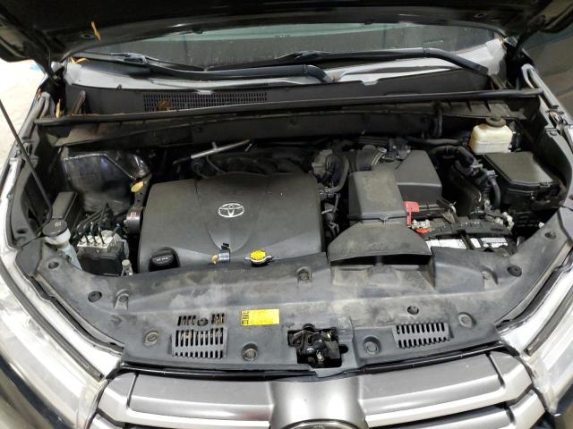 Photo 12 from auction – 2017 TOYOTA HIGHLANDER with VIN 5TDJZRFH3HS452738