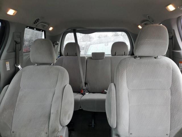 Photo 10 from auction – 2015 TOYOTA SIENNA LE with VIN 5TDJK3DC9FS102424