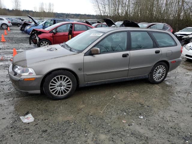 VOLVO V40 2004 with VIN YV1VW27594F098590 - Photo from auction