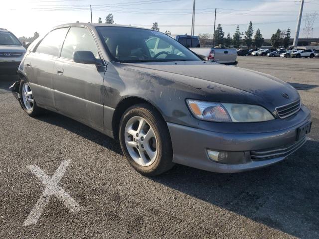Photo 4 from auction – 2000 LEXUS ES 300 with VIN JT8BF28G3Y5097325
