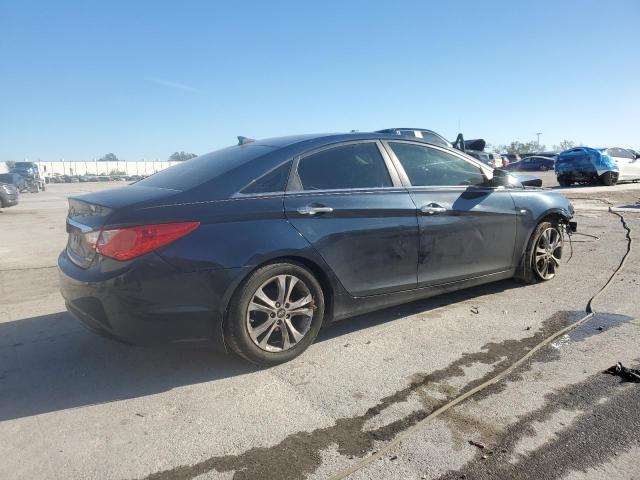 Photo 3 from auction – 2013 HYUNDAI SONATA SE with VIN 5NPEC4AC0DH676163