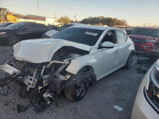 NISSAN ALTIMA S 2019 with VIN 1N4BL4BV2KC216245 - Photo from auction