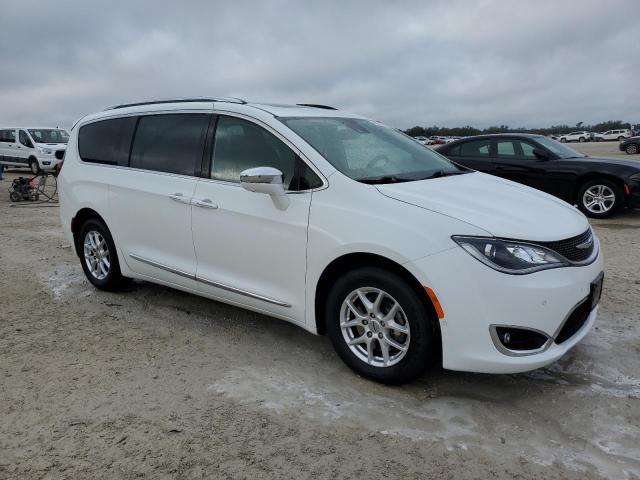 Photo 4 from auction – 2017 CHRYSLER PACIFICA L with VIN 2C4RC1GG3HR647579