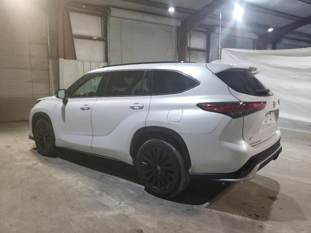 Photo 2 from auction – 2023 TOYOTA HIGHLANDER with VIN 5TDKDRBH6PS010415
