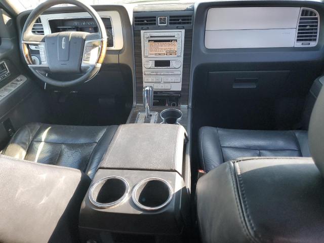 Photo 8 from auction – 2008 LINCOLN NAVIGATOR with VIN 5LMFU28518LJ15882