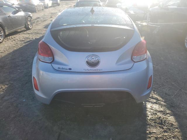 Photo 6 from auction – 2017 HYUNDAI VELOSTER with VIN KMHTC6AD5HU316678