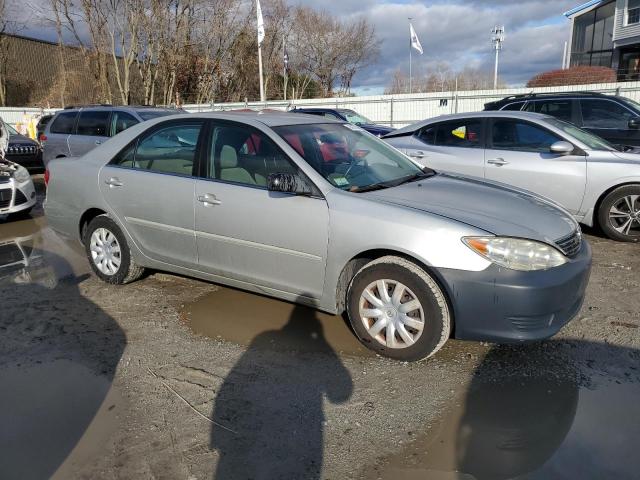 Photo 4 from auction – 2005 TOYOTA CAMRY LE with VIN 4T1BE32K75U002303
