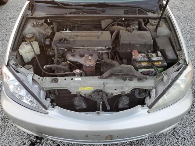 Photo 11 from auction – 2004 TOYOTA CAMRY LE with VIN 4T1BE32KX4U297749