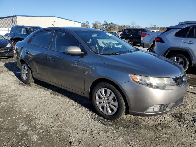 Photo 4 from auction – 2013 KIA FORTE EX with VIN KNAFU4A23D5669617