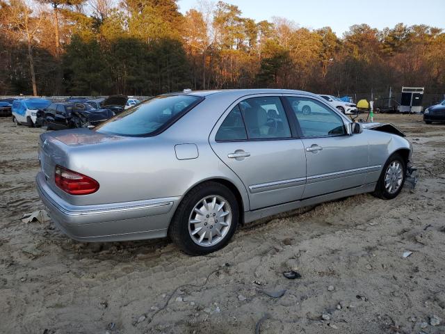 Photo 3 from auction – 2001 MERCEDES-BENZ E 320 with VIN WDBJF65J11B229041