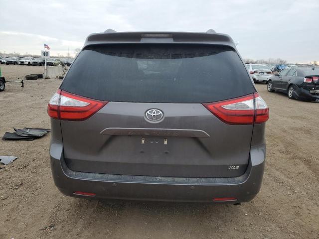 Photo 6 from auction – 2017 TOYOTA SIENNA XLE with VIN 5TDYZ3DC2HS778534