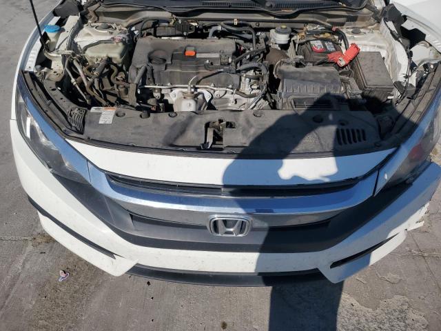 Photo 11 from auction – 2018 HONDA CIVIC LX with VIN 19XFC2F53JE008523