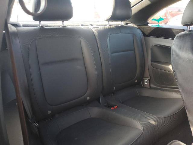 Photo 10 from auction – 2017 VOLKSWAGEN BEETLE SE with VIN 3VWJ17AT6HM614656