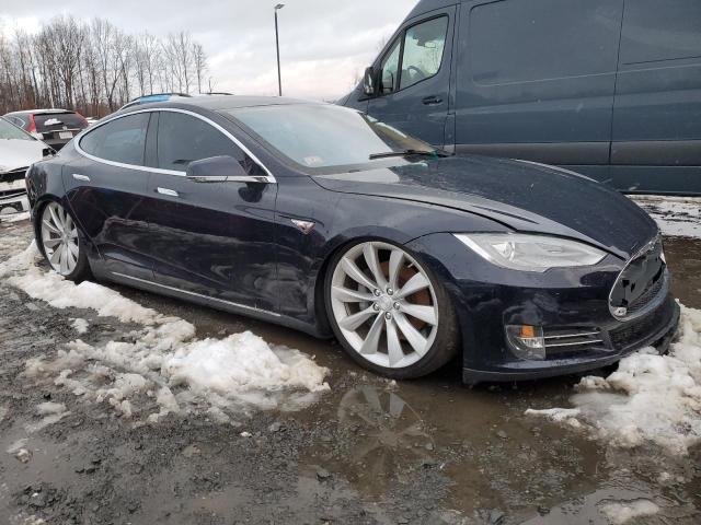 Photo 4 from auction – 2013 TESLA MODEL S with VIN 5YJSA1CP8DFP06581