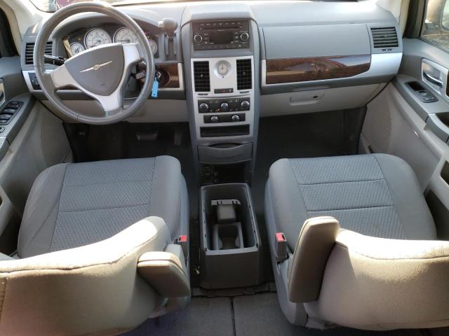Photo 8 from auction – 2009 CHRYSLER TOWN & COU with VIN 2A8HR54119R663985