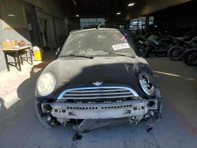 Photo 5 from auction – 2005 MINI COOPER with VIN WMWRF33415TF62467