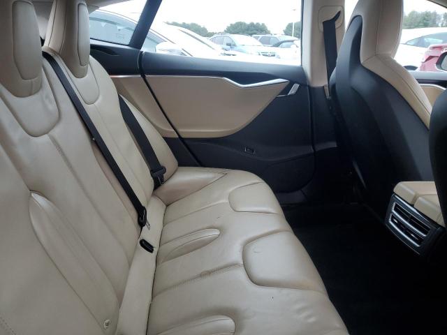 Photo 10 from auction – 2015 TESLA MODEL S 85 with VIN 5YJSA1H21FFP73765
