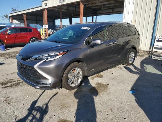 TOYOTA SIENNA LIM 2021 with VIN 5TDESKFC5MS037173 - Photo from auction