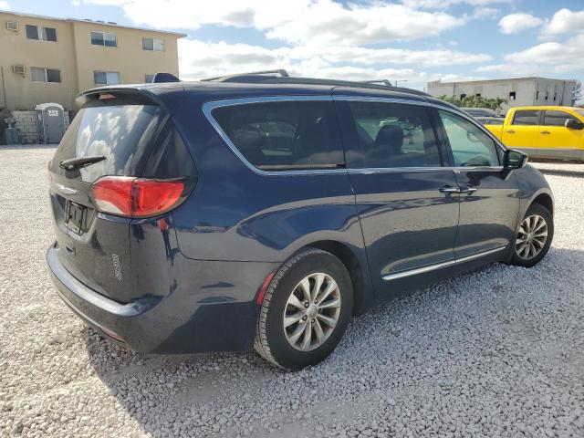 Photo 3 from auction – 2017 CHRYSLER PACIFICA T with VIN 2C4RC1BG4HR520251