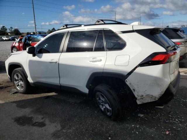 Photo 2 from auction – 2022 TOYOTA RAV4 XLE with VIN 2T3W1RFV2NC176423