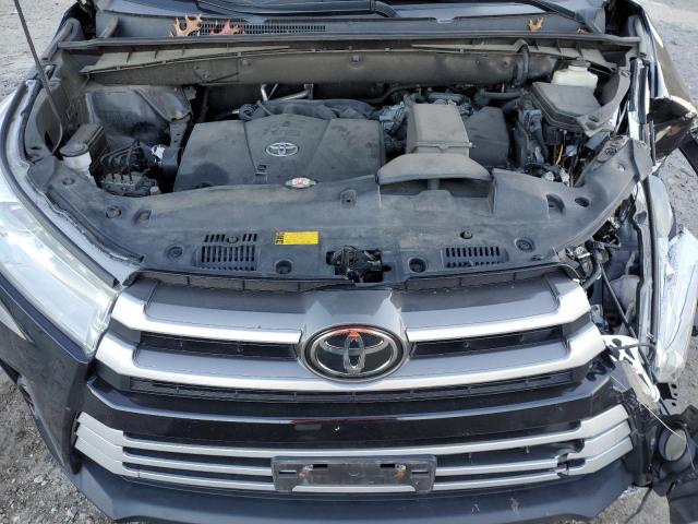 Photo 12 from auction – 2018 TOYOTA HIGHLANDER with VIN 5TDJZRFH2JS900523