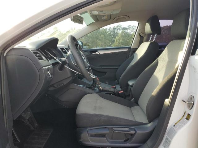 Photo 7 from auction – 2017 VOLKSWAGEN JETTA S with VIN 3VW2B7AJ3HM295040
