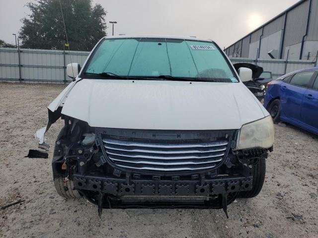 Photo 5 from auction – 2013 CHRYSLER TOWN & COU with VIN 2C4RC1BG5DR706262