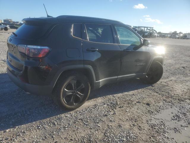 Photo 3 from auction – 2018 JEEP COMPASS LA with VIN 3C4NJCBB6JT304991