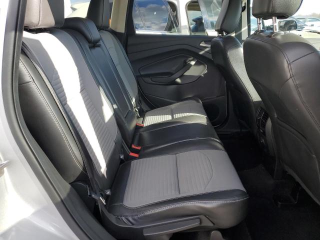 Photo 11 from auction – 2019 FORD ESCAPE SE with VIN 1FMCU9GD1KUC36176