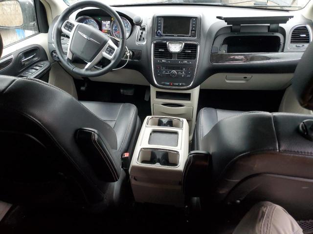 Photo 8 from auction – 2015 CHRYSLER TOWN & COU with VIN 2C4RC1BG8FR646111