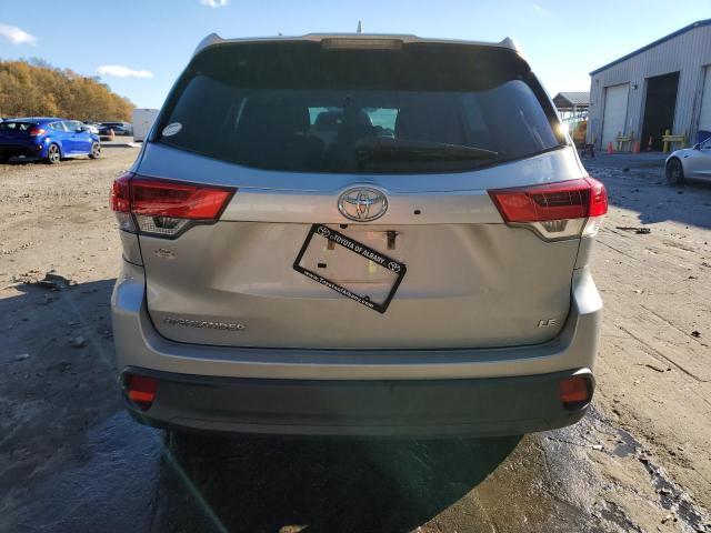 Photo 6 from auction – 2018 TOYOTA HIGHLANDER with VIN 5TDZZRFH6JS252297