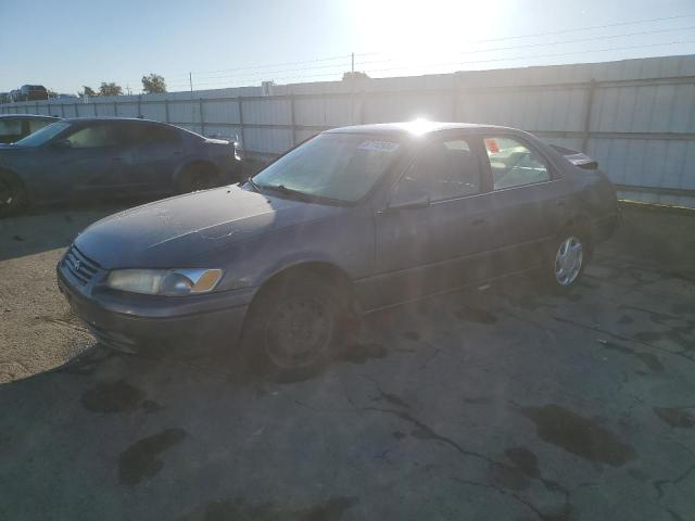 Photo 1 from auction – 1998 TOYOTA CAMRY CE with VIN JT2BF22KXW0138194