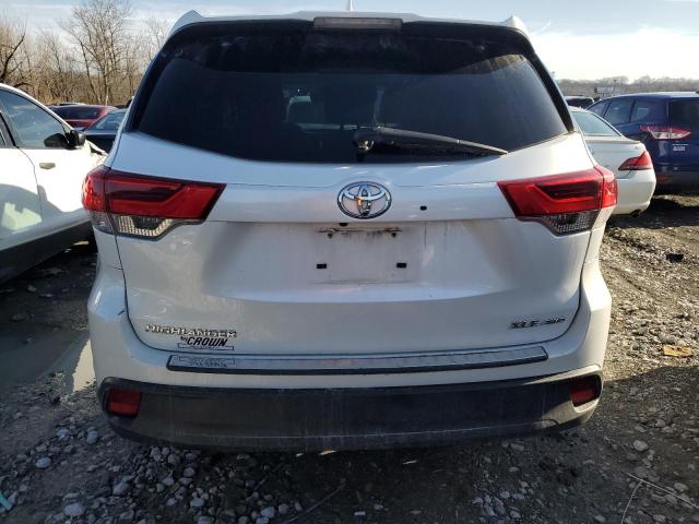 Photo 6 from auction – 2018 TOYOTA HIGHLANDER with VIN 5TDJZRFH4JS817014