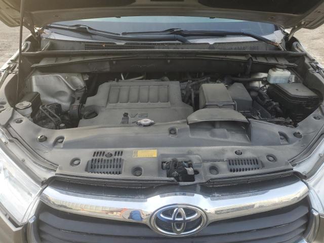 Photo 12 from auction – 2014 TOYOTA HIGHLANDER with VIN 5TDBKRFH3ES050917