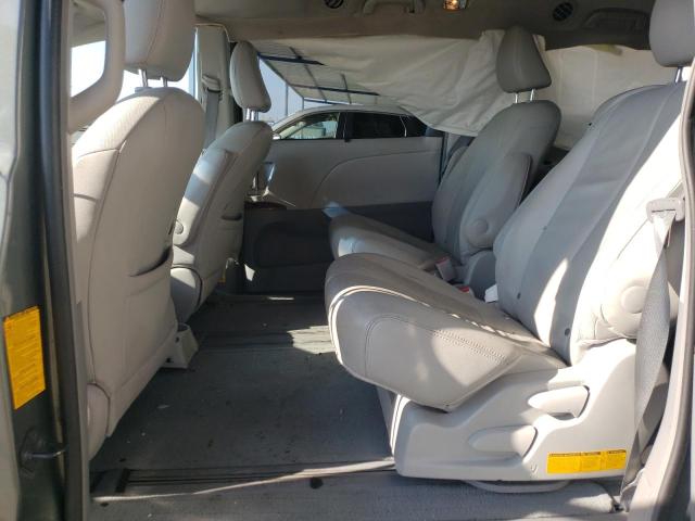 Photo 11 from auction – 2014 TOYOTA SIENNA XLE with VIN 5TDYK3DC9ES437356