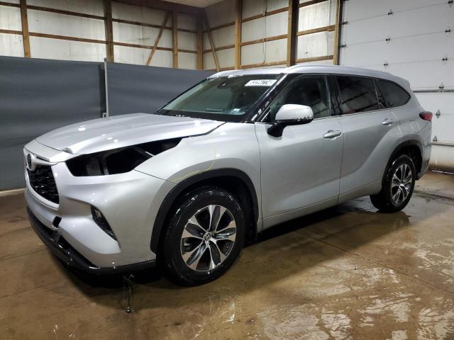 TOYOTA HIGHLANDER 2023 with VIN 5TDKDRBH3PS045316 - Photo from auction